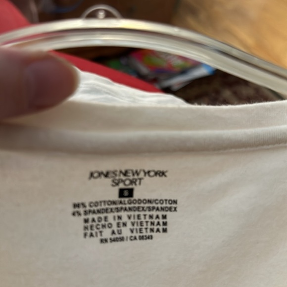 Jones New York Sport t-shirt - Picture 3 of 3